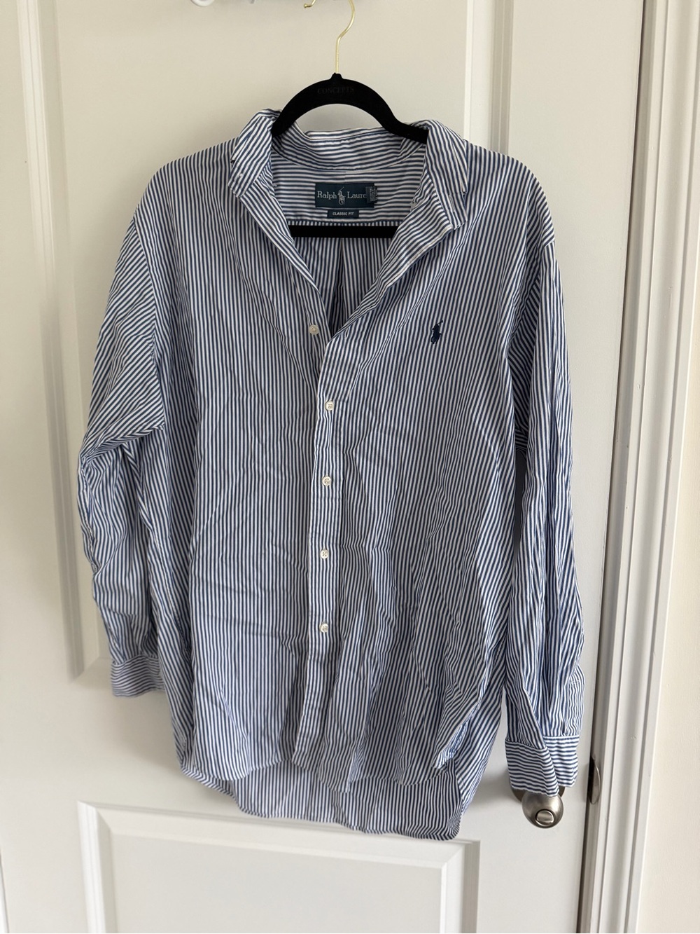 Ralph Lauren Men's White and Blue Pinstripe Button-Up Shirt